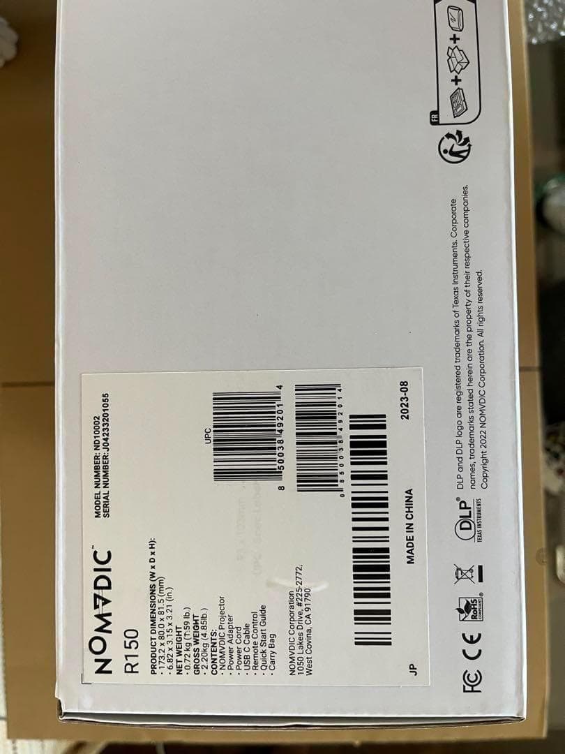 新品未開封　NOMVDIC ポータブルLEDプロジェクター　R150