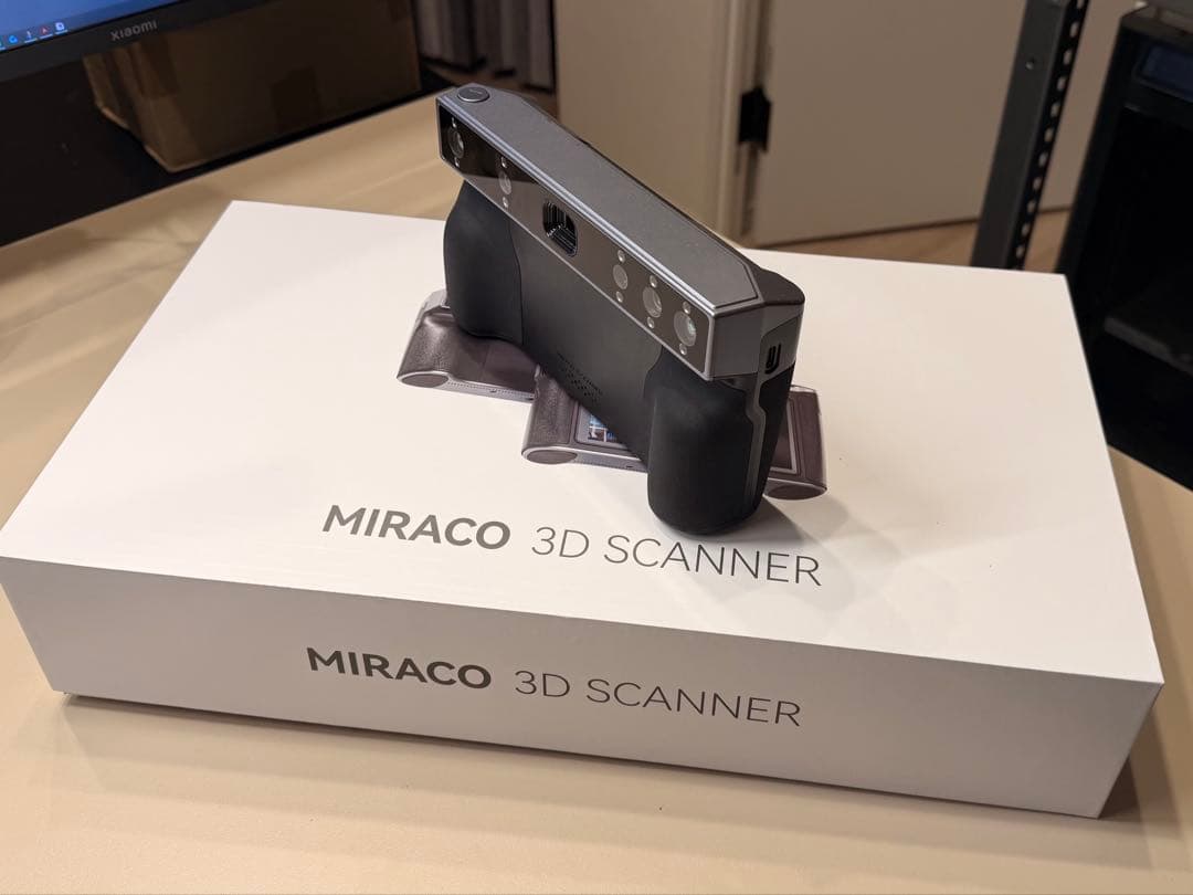 Revopoint MIRACO 3Dスキャナー 本体と箱つき、６ヶ月使用