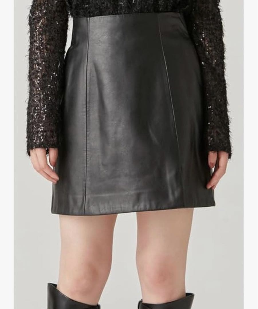 新品未使用タグ付き★FRAY I.D レザーライクミニスカート ブラック