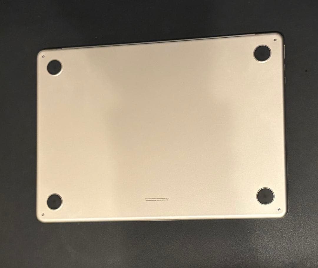 美品MacBook Air M3 US配列 メモリ8GB、容量256GB