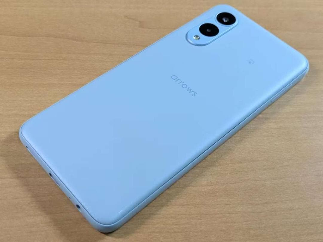 スマートフォン本体 011200F arrows F-52E 64GB