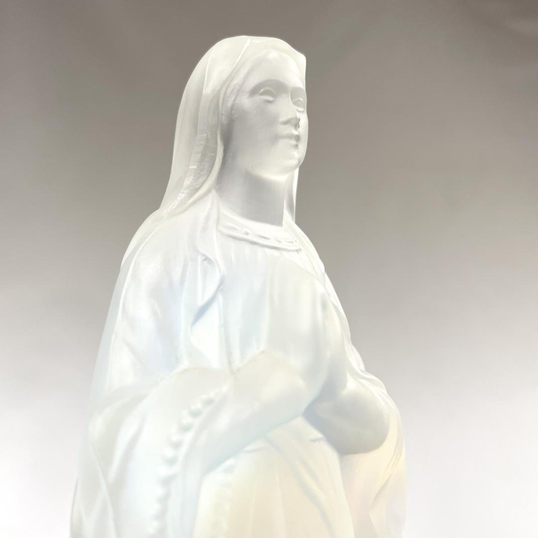 エトラン フランス「ルルドの聖母マリア像」 オパールセント