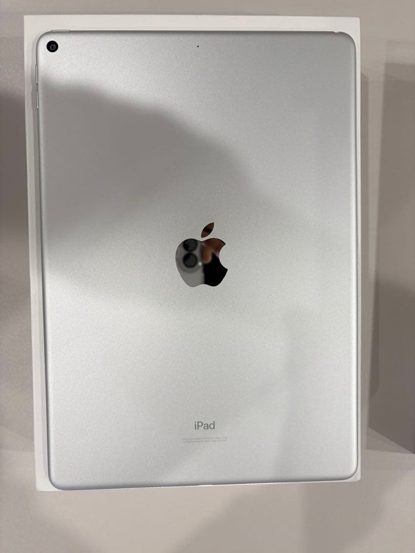 美品！Apple iPad Air 10.9インチ 第3世代 wifiモデル