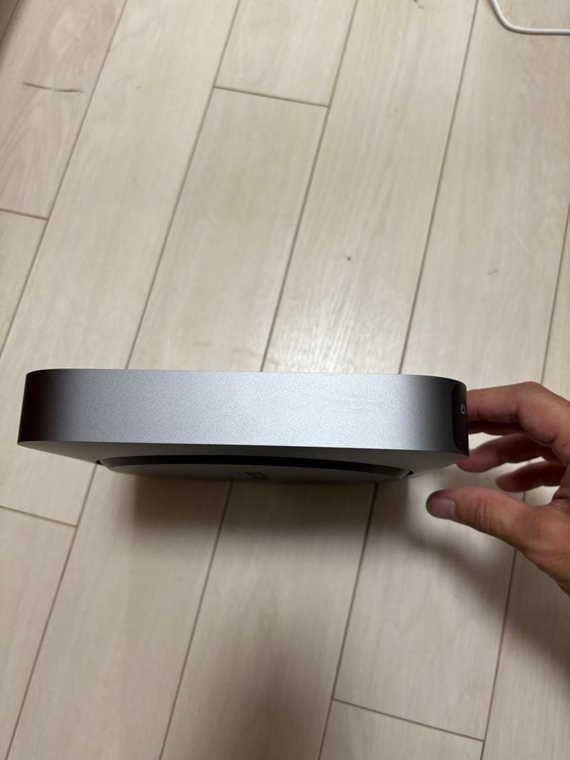 Mac mini 2018 Core i7 3.2GHz 6コア 16G 256