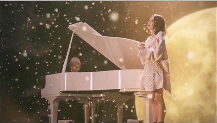 ニットワンピース