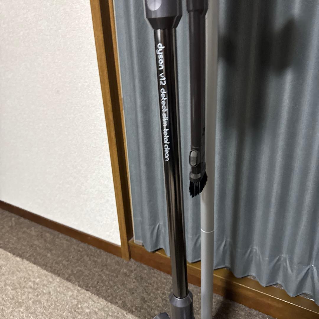 Dyson V12 sv20 スティッククリーナー 本体