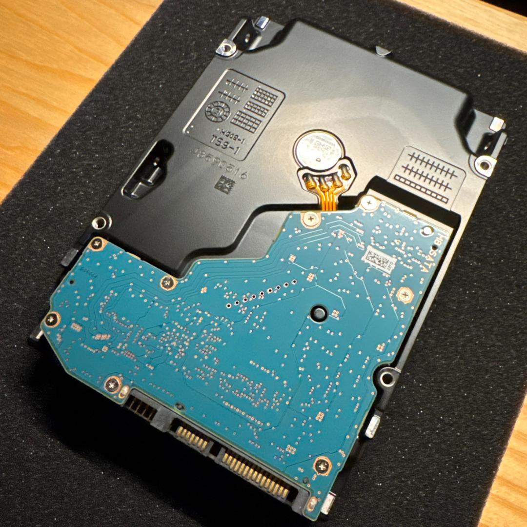 東芝 16TB 3.5インチHDD MG08ACA16TE