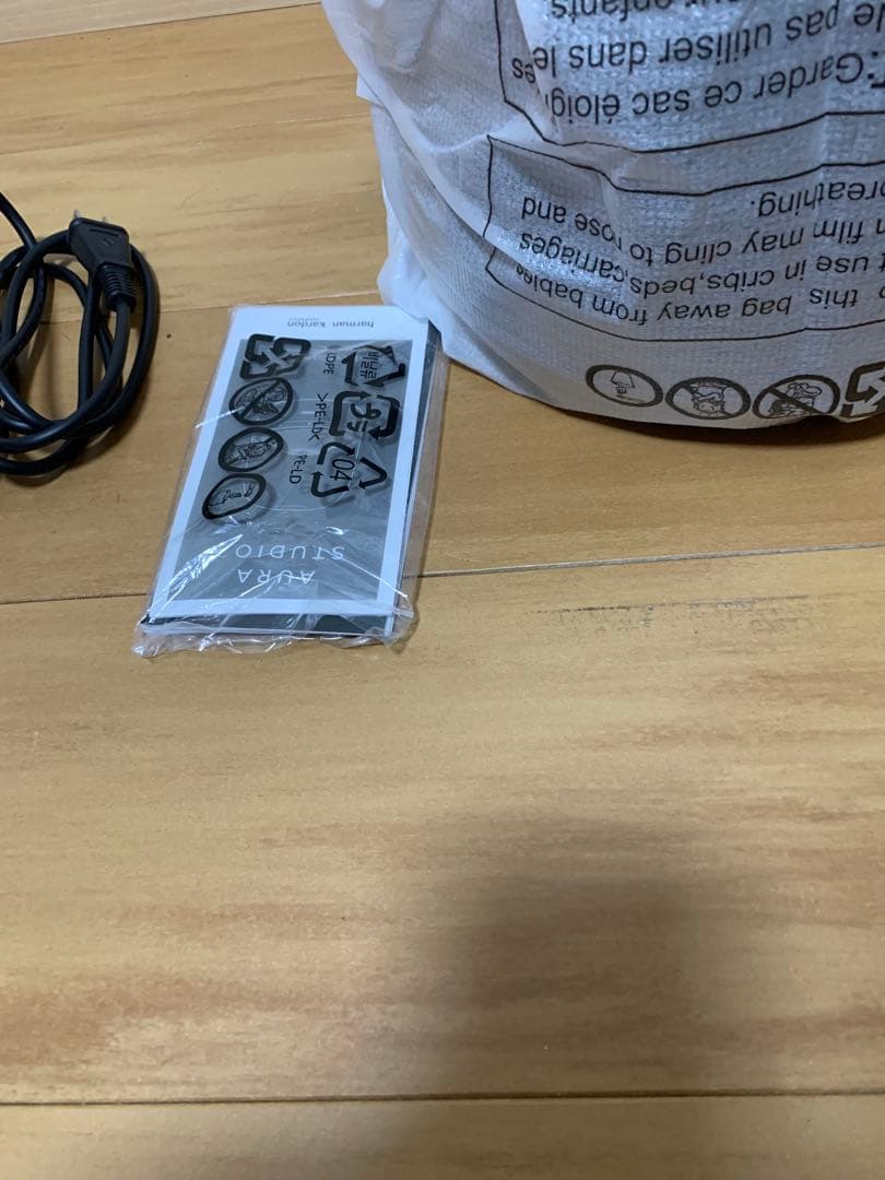 AURA STUDIO 3 ワイヤレススピーカー