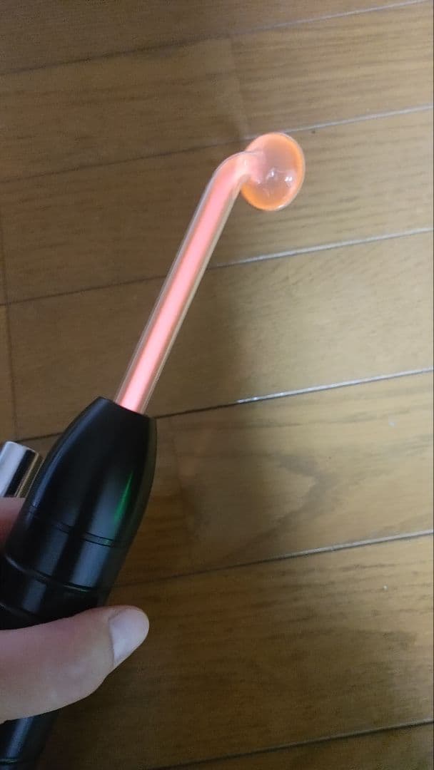 1台で、4つの美肌アプローチ。 浸透・引き締め・整肌・スポットケアまで。