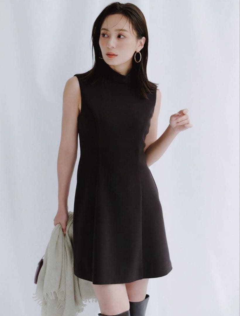 anuans カットジョーゼットミニワンピース BROWN