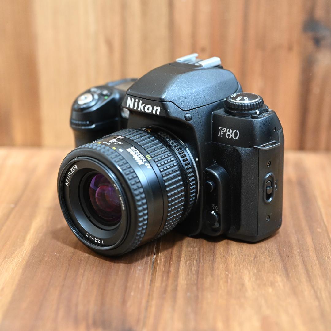 【GW限定お値下げ！】Nikon F80D＋標準レンズ+ストラップ新品