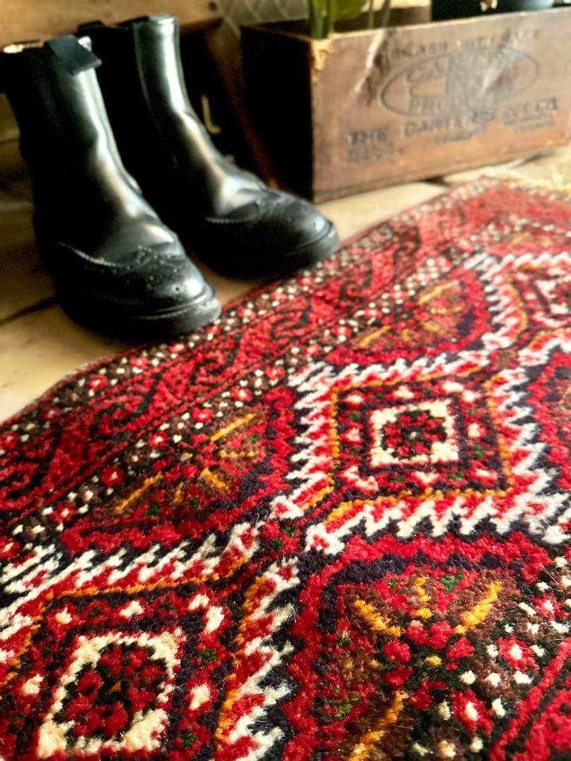 トライバルラグ　ヴィンテージラグ　ミニラグ　バルーチ族　プリミティブアート　美品