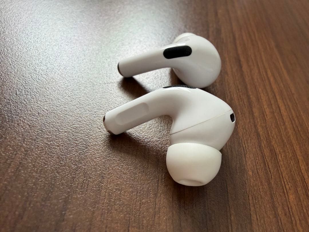 Apple AirPods Pro2 第二世代 本体 充電ケース付き