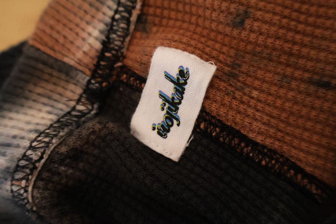 irojikake イロジカケ タイダイ柄スパッツ