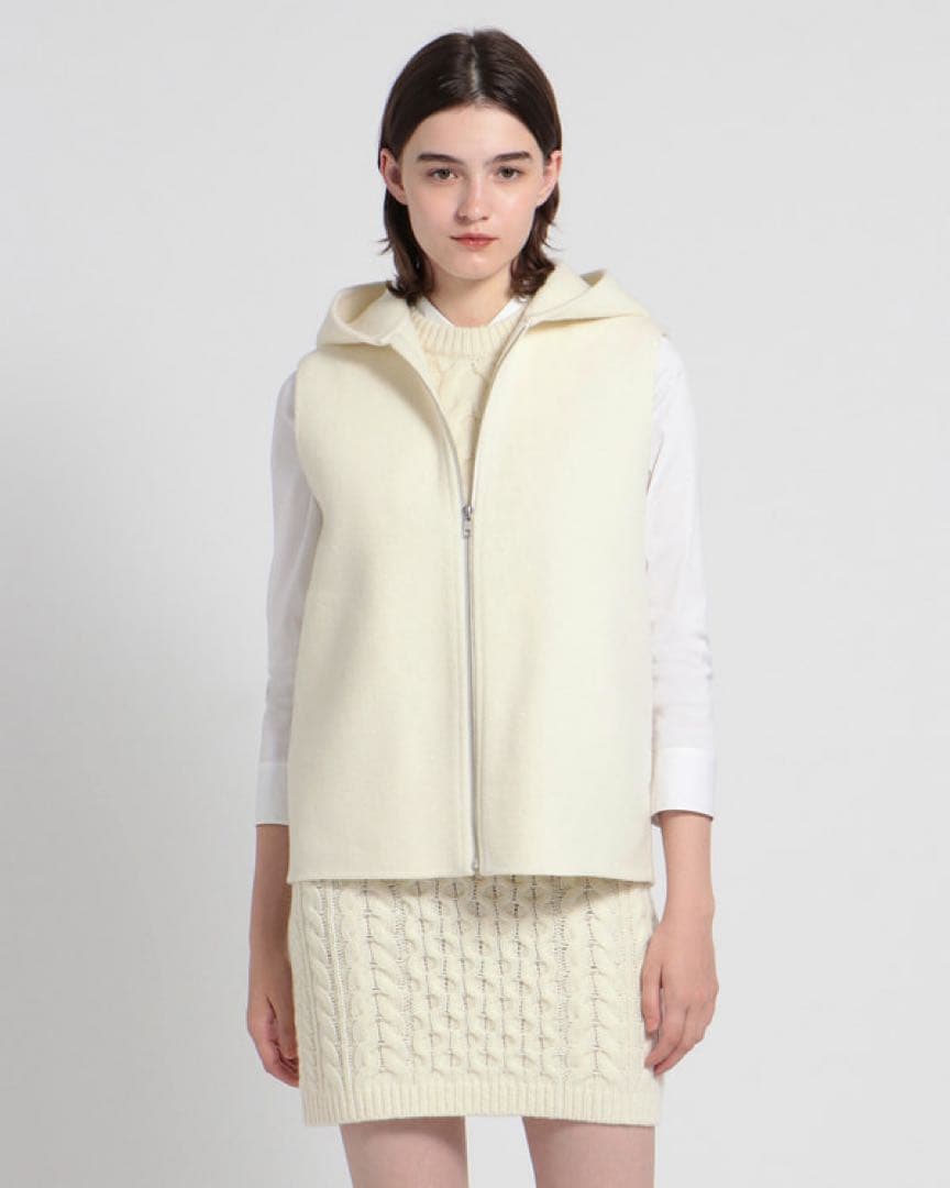 新品　Theory フーディー ベスト ジレ アイボリー