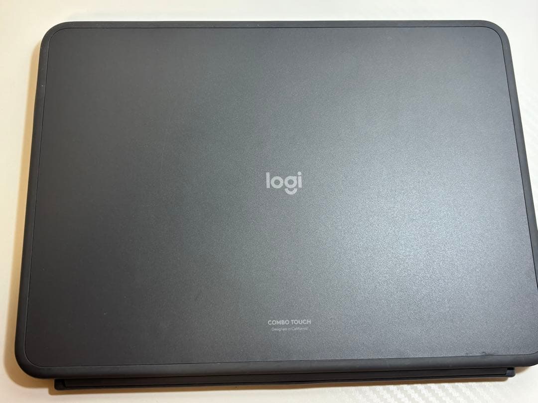 Combo Touch iPad Air11インチ(M2第5世代)