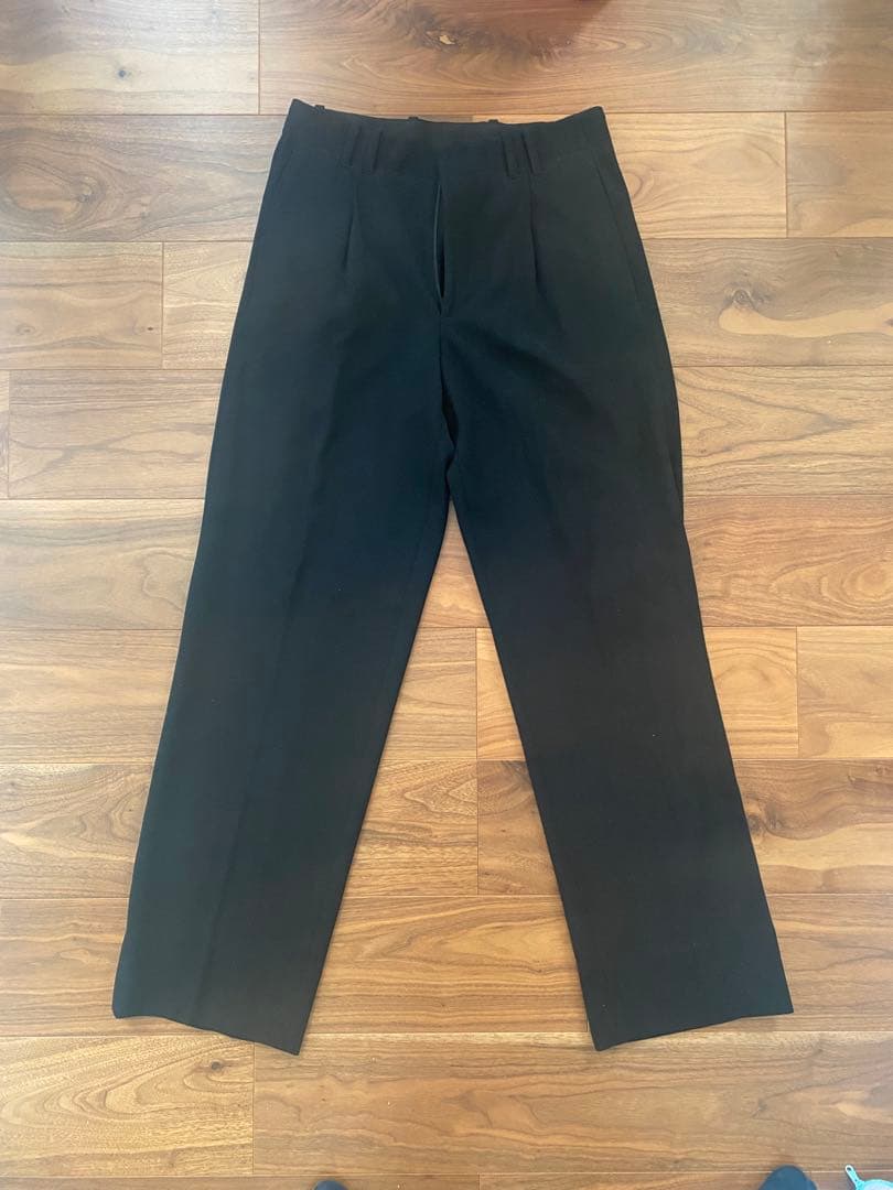 Giorgio Armani ブラックスラックス 46