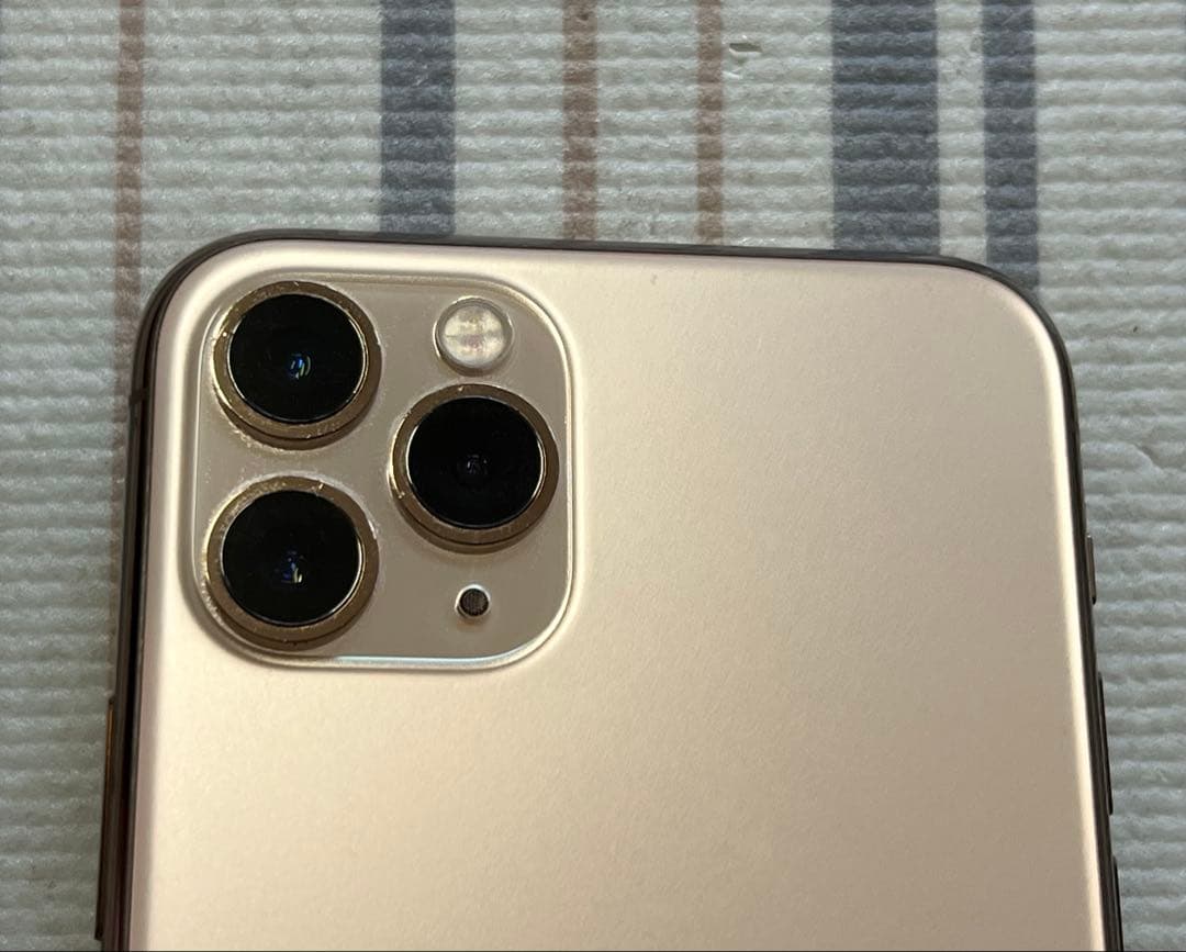 iPhone 11 Pro 256G Simフリー　OS17