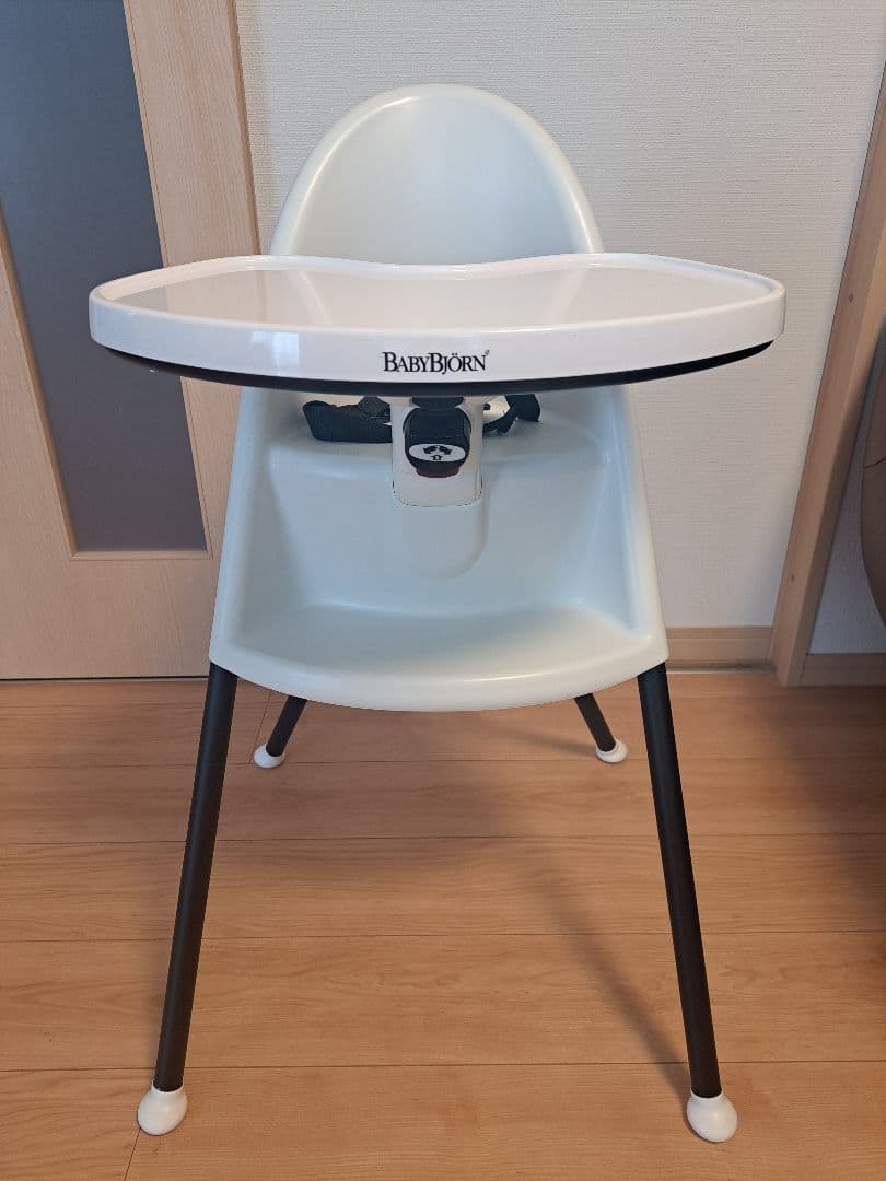 【mksi】安全ベルト付！BABYBJÖRN ハイチェア　ホワイト