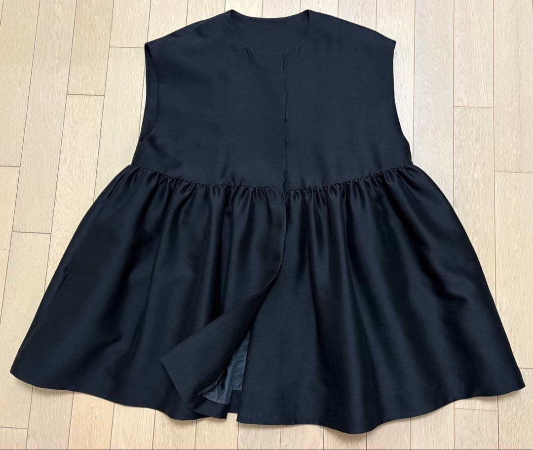 超美品　ビアズリー　ペブラム　ギャザージレ ブラック　セレモニー