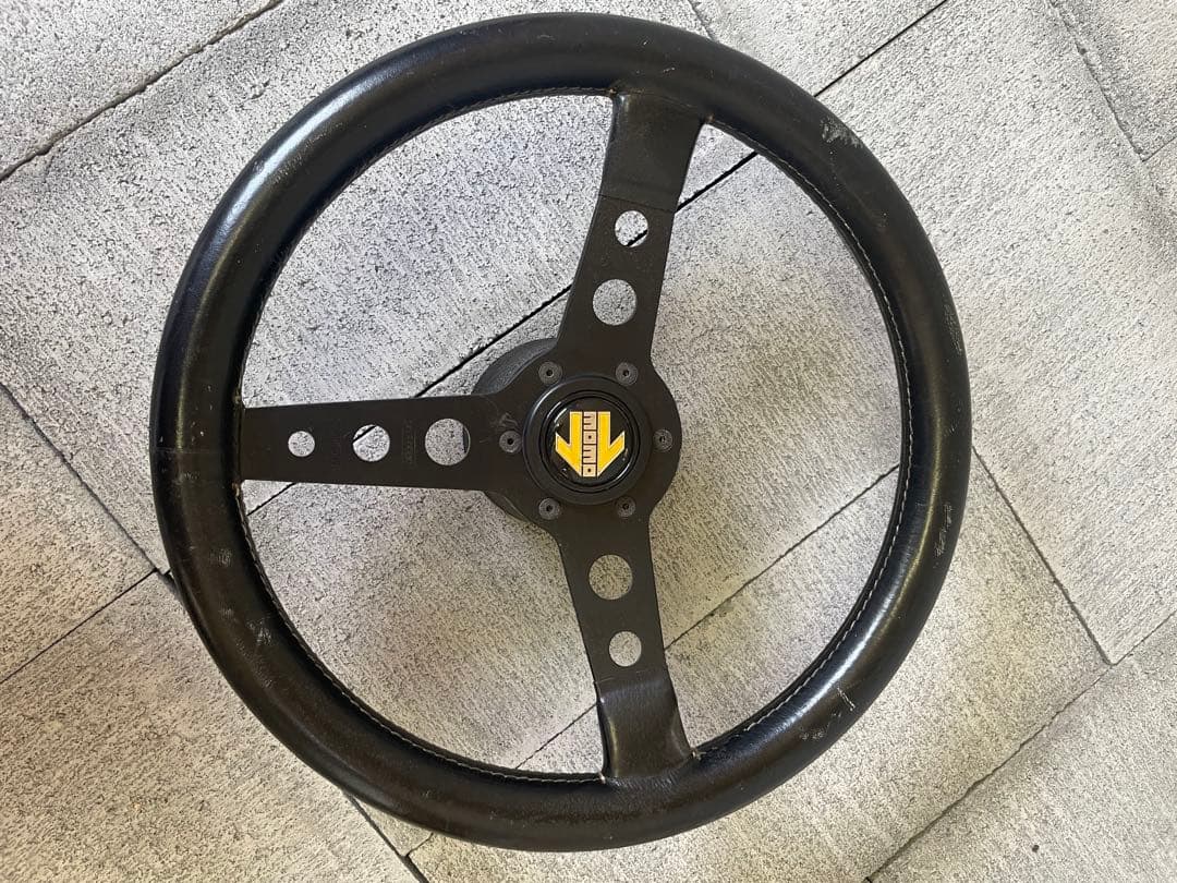 モモステアリング momoprototipo35mm made in italy