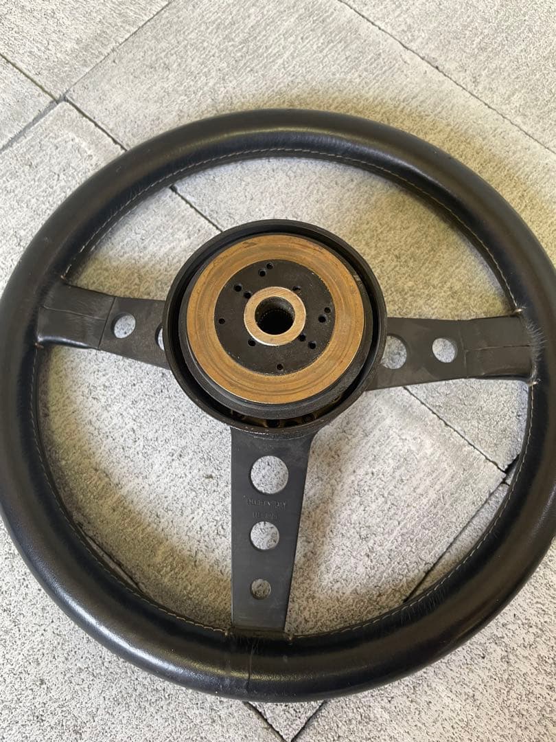 モモステアリング momoprototipo35mm made in italy