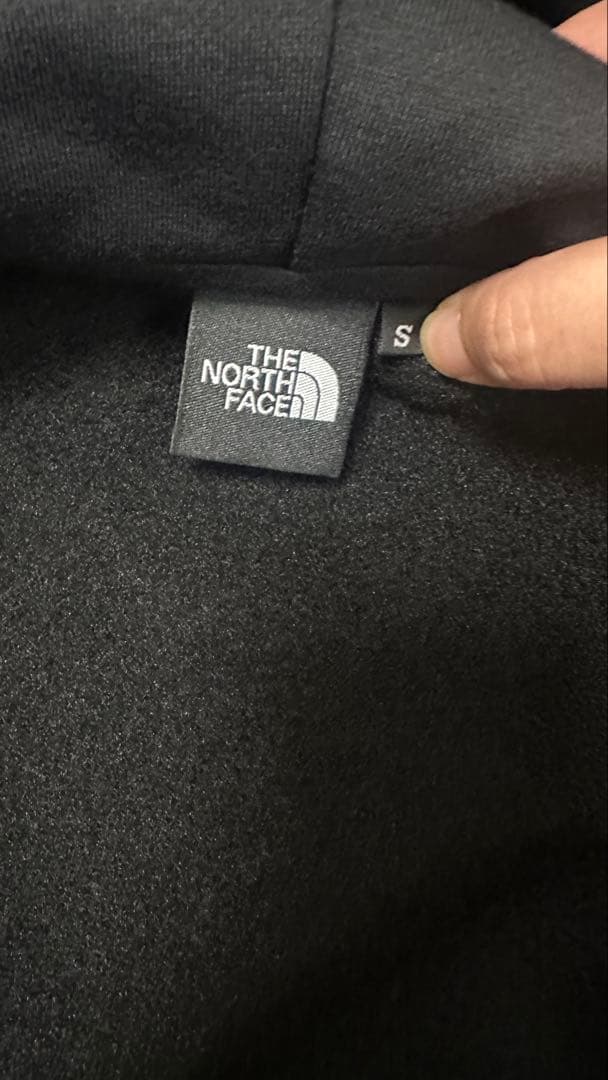 美品NORTH ノースフェイス パーカー