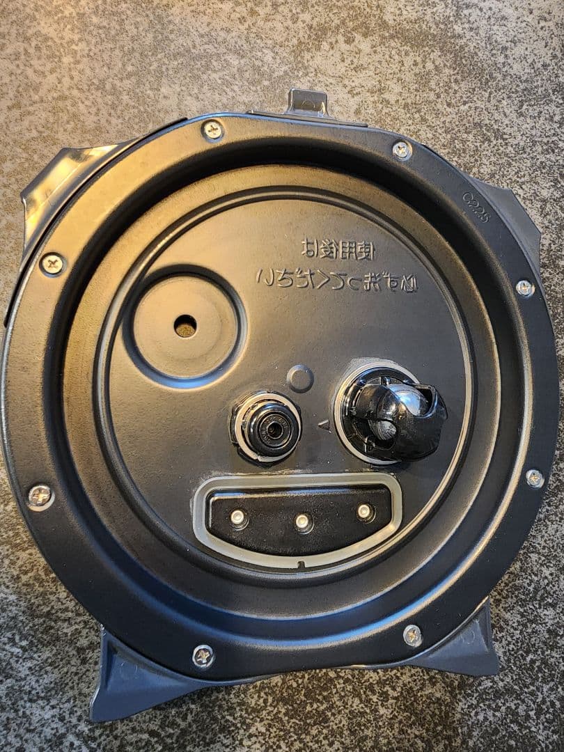 ZOJIRUSHI 圧力IH炊飯器 NW-PS10