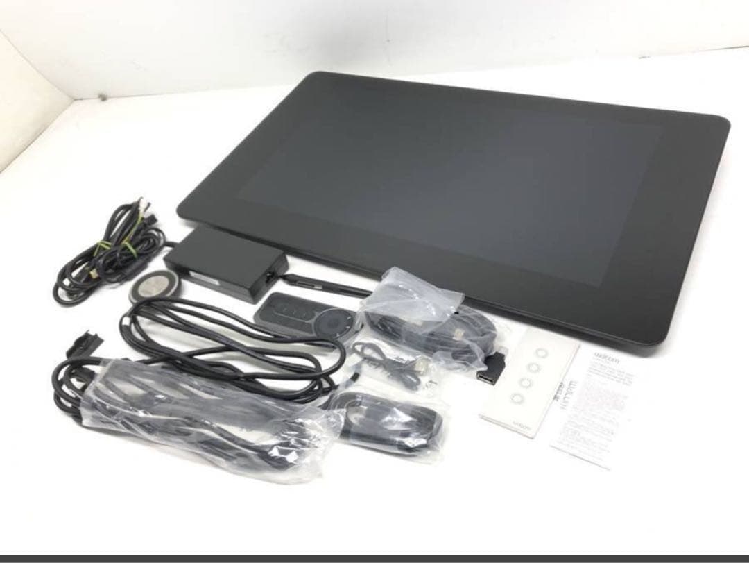 か*む様 Wacom Cintiq pro 24 中古2020年製