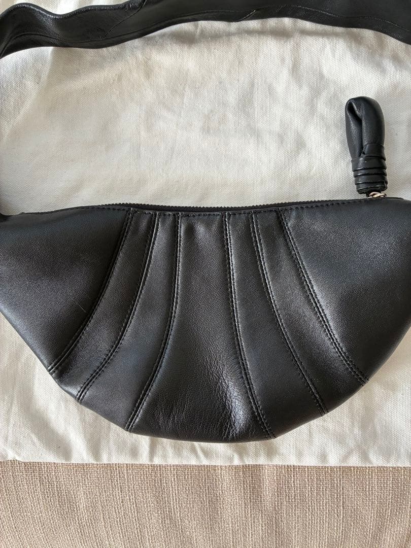 ルメール LEMAIRE クロワッサン ラムレザー バッグ S 黒