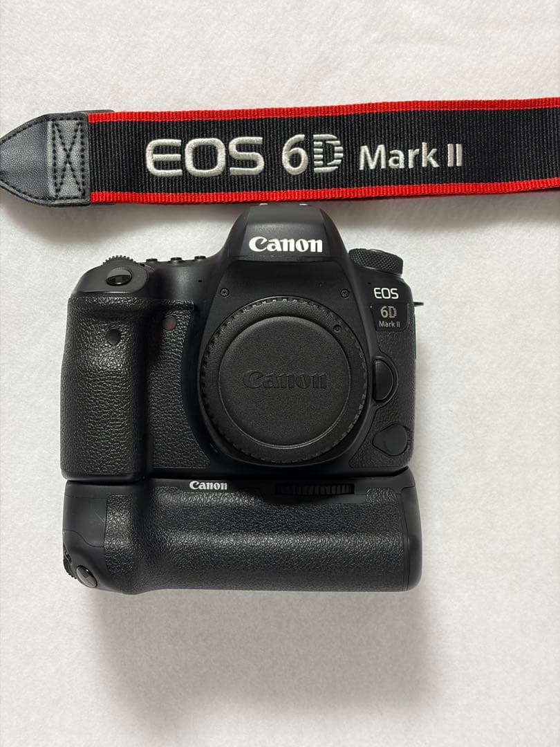 [訳あり]Canon EOS 6D Mark II