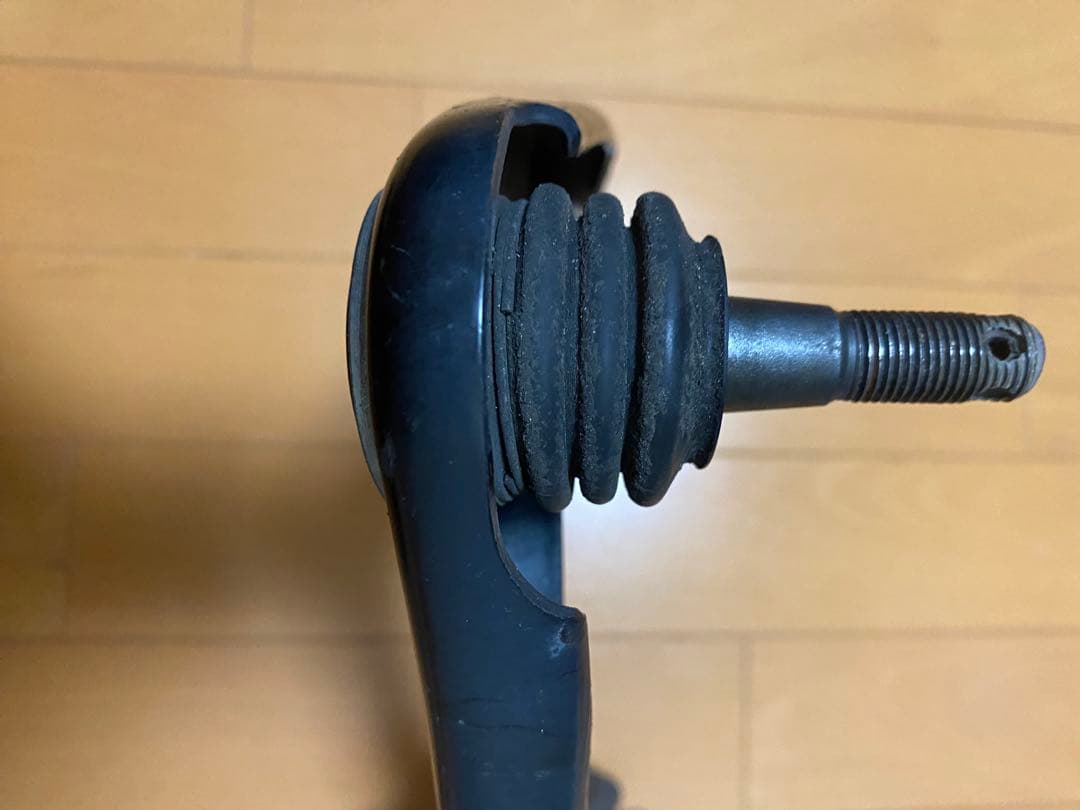 レクサス　IS 純正フロントアッパーアーム　GSE20