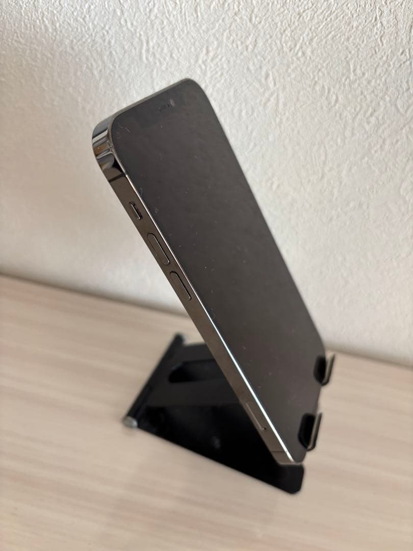 iPhone 12 Pro グラファイト 256GB 【充電ケーブル付】