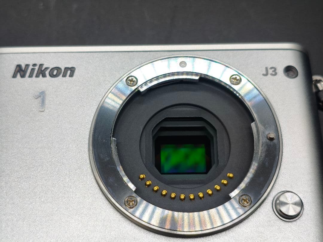 Nikon 1 J3 ミラーレスカメラ シルバー レンズ付き