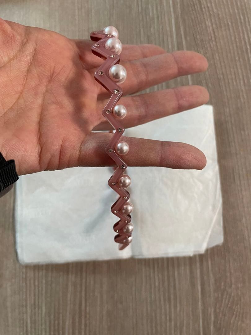 Alexandre de paris カチューシャ