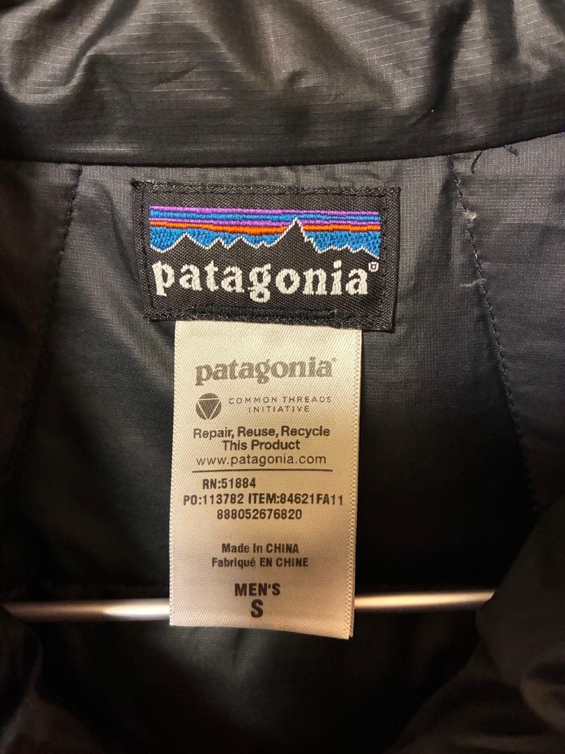 横乗り大好き‼️ patagonia メンズ ダウンベスト S ブラック