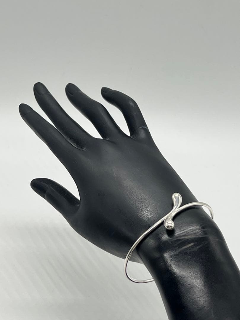 ティファニー TIFFANY エルサペレッティ ティアドロップ バングル SV