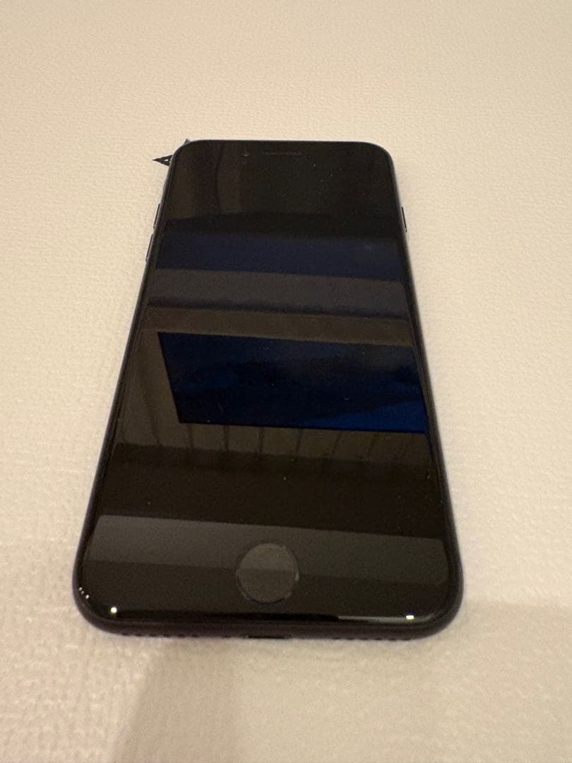 iPhone 8 64GB ブラック SIMフリー 美品p