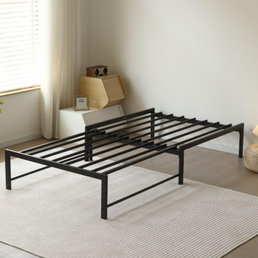 ブラック ホワイト伸長式ベッド