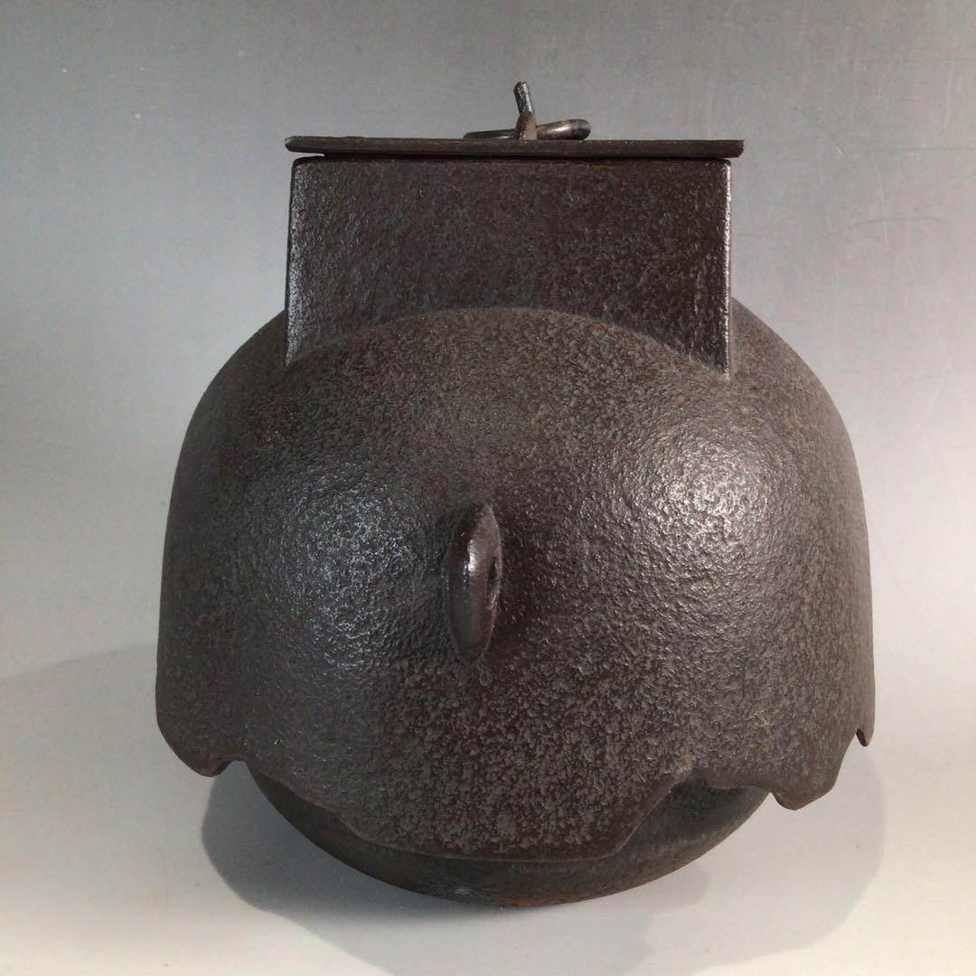 Ｐ１７２　茶釜　『人間国宝　高橋敬典造』『宗旦釜』　共箱　茶道具