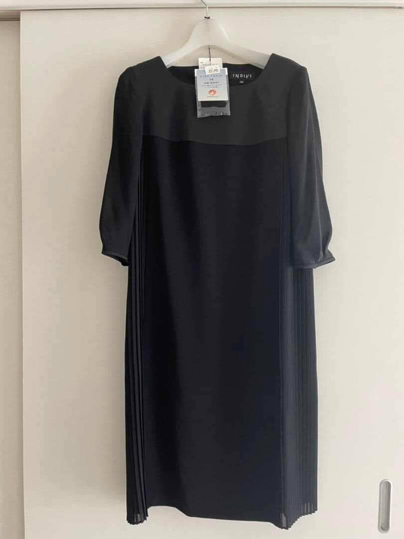 【新品未使用】総額70,000万円 INDIVI 冠婚葬祭ワンピース ジャケット