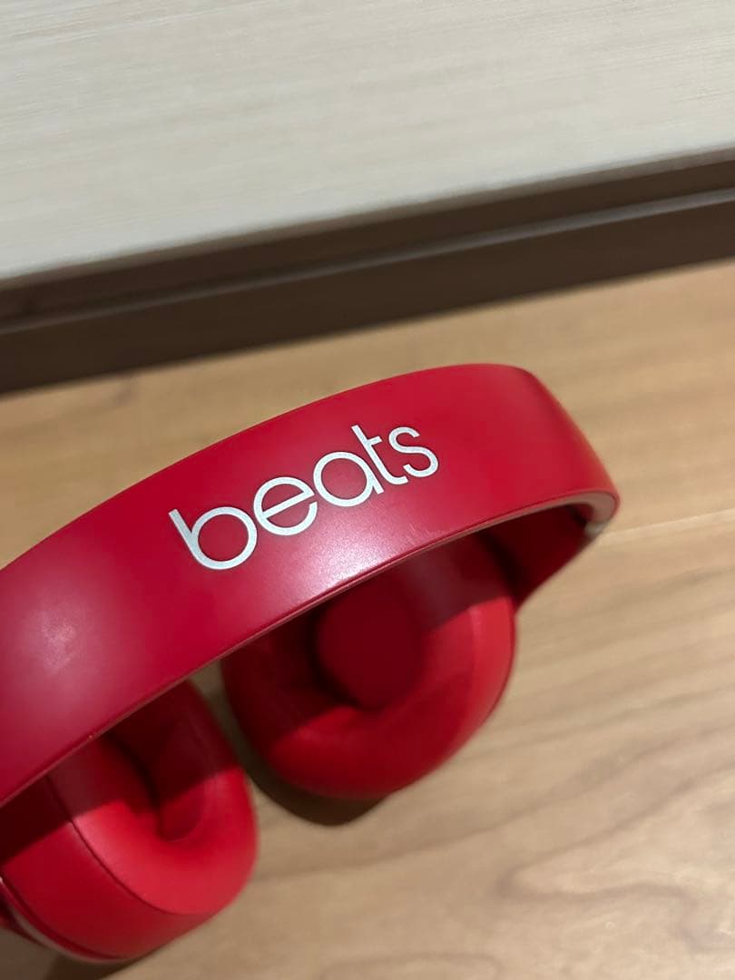 Beats Studio3 ビーツ 赤 レッド ヘッドホン