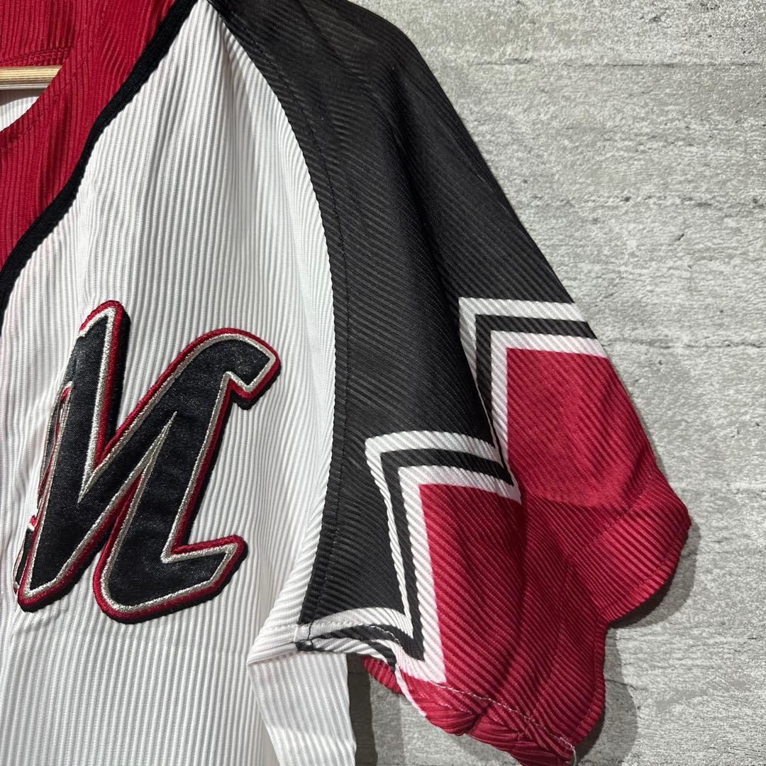 に*し様 【新品未使用】【デサント】千葉ロッテマリーンズ　誠ユニフォーム　L