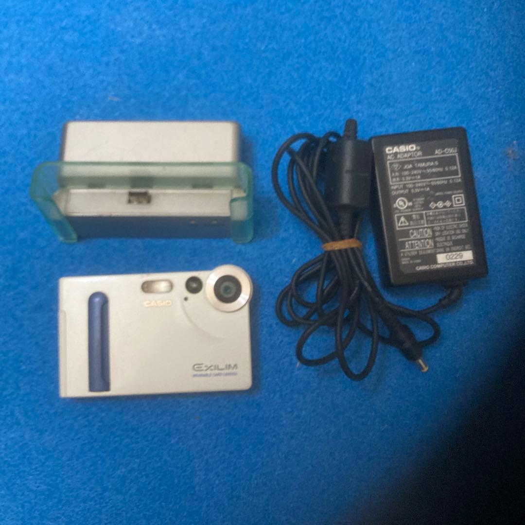 CASIO EXILIM デジタルカメラ 充電器・ドック付き