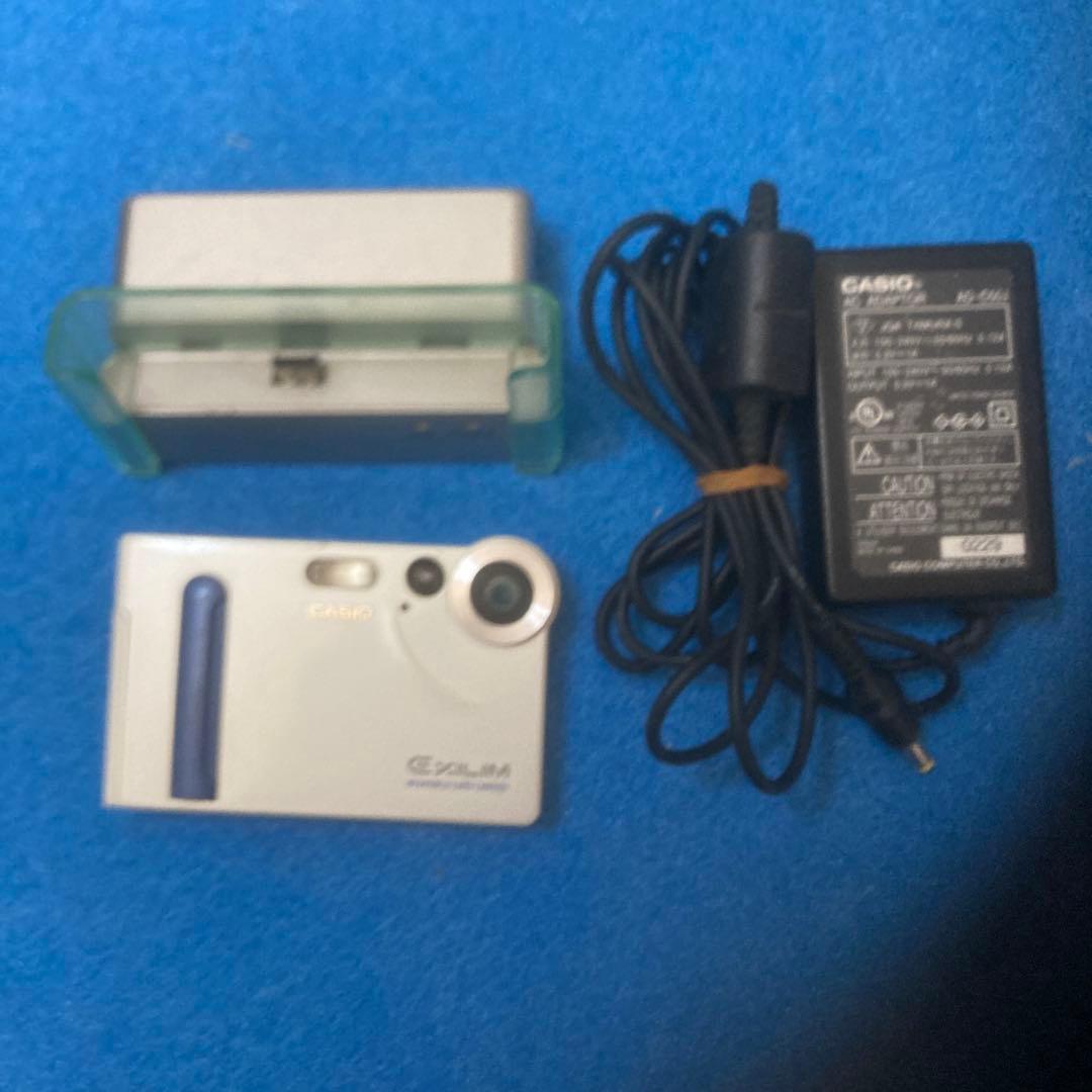 CASIO EXILIM デジタルカメラ 充電器・ドック付き
