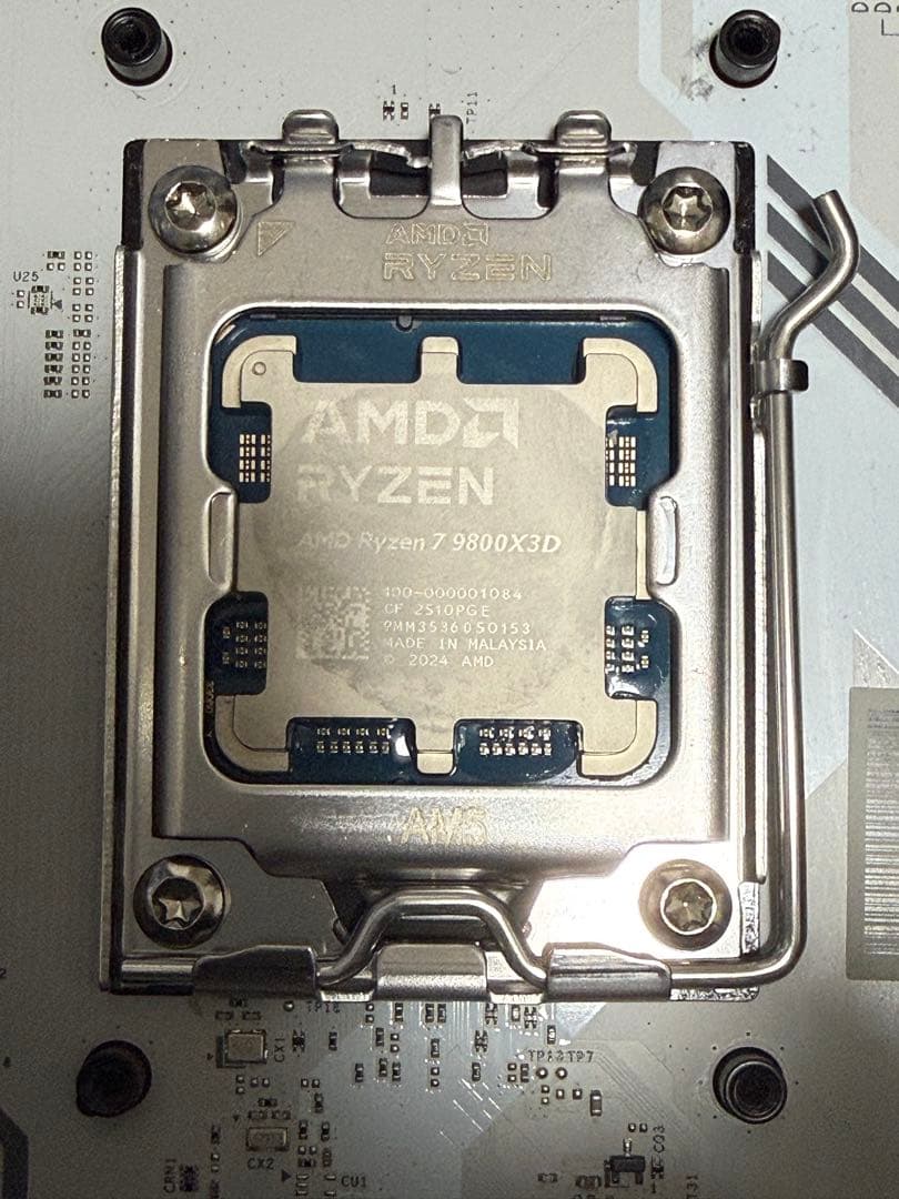 Ryzen7 9800X3D 動作未確認