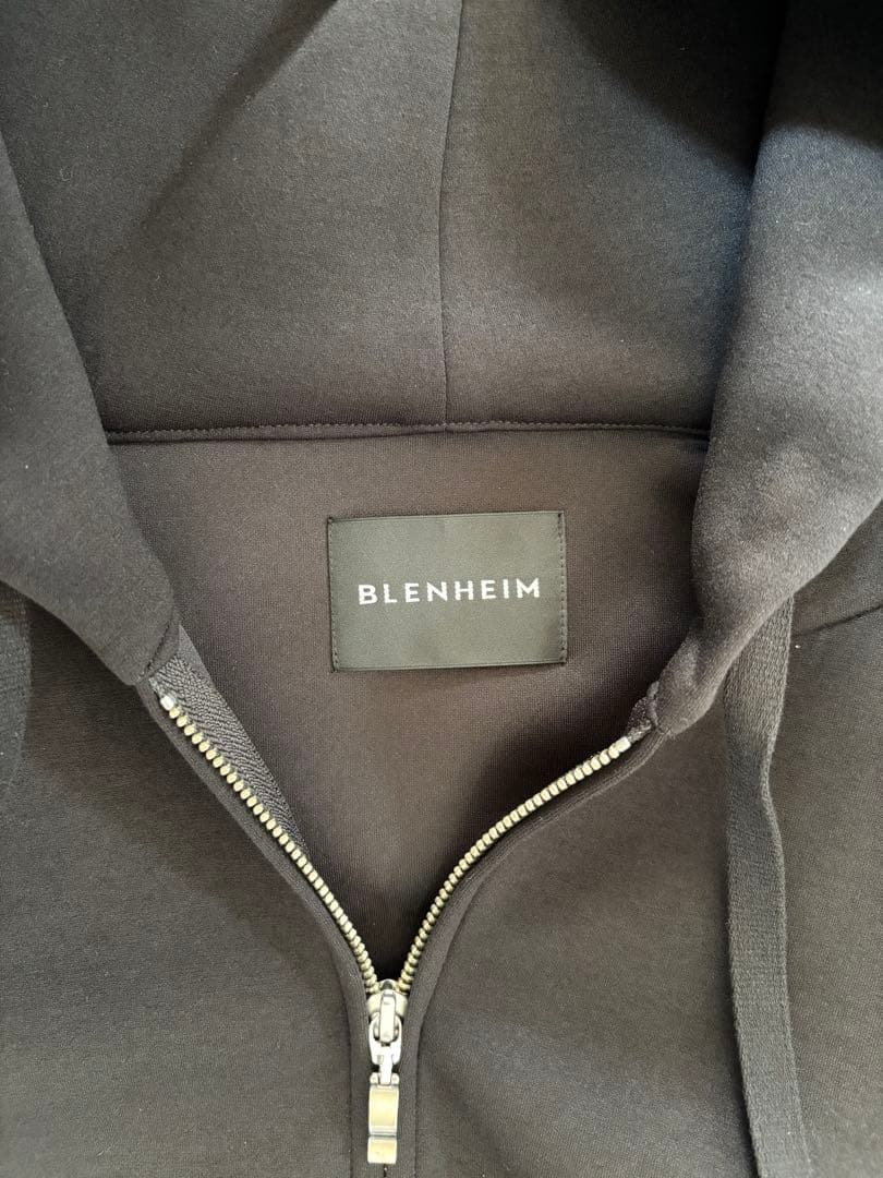 【美品】ダンボールニットジップアップパーカー　エムプルミエ　ブレンヘイム　mid