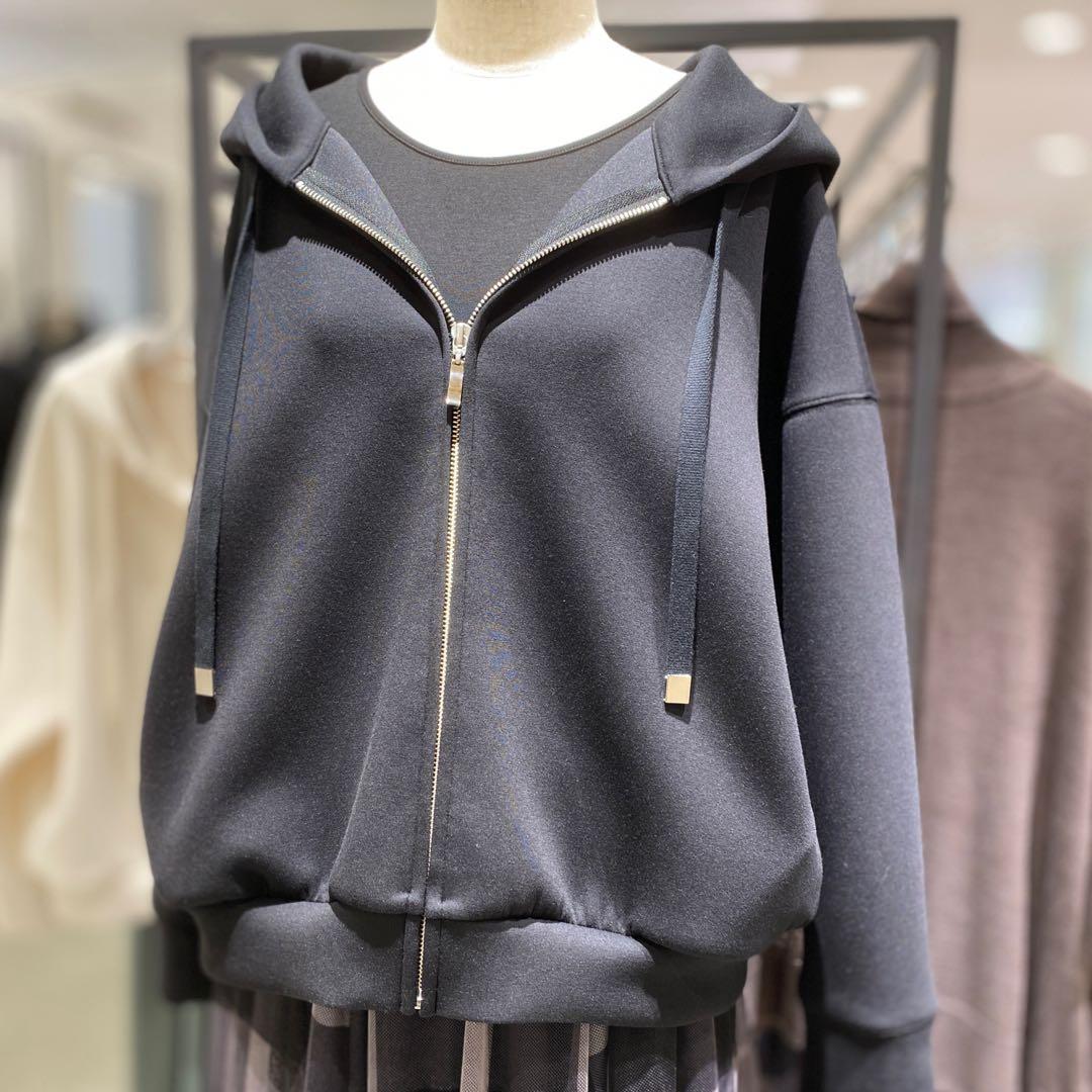 【美品】ダンボールニットジップアップパーカー　エムプルミエ　ブレンヘイム　mid