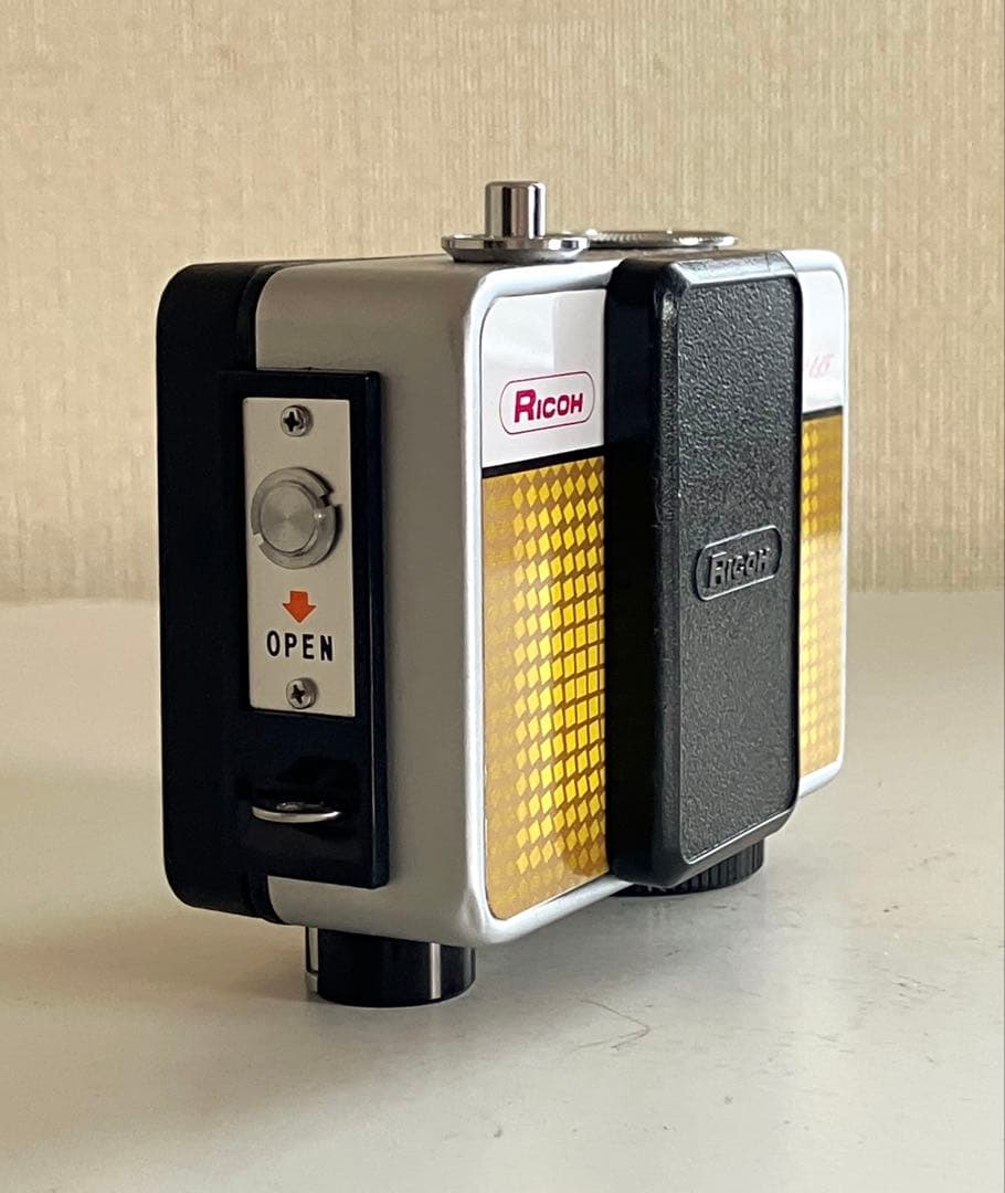 RICOH AUTO HALF E オートハーフ　希少色　イエロー　美品