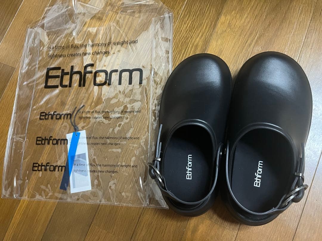 Ethform Terre Toru サボサンダル 黒
